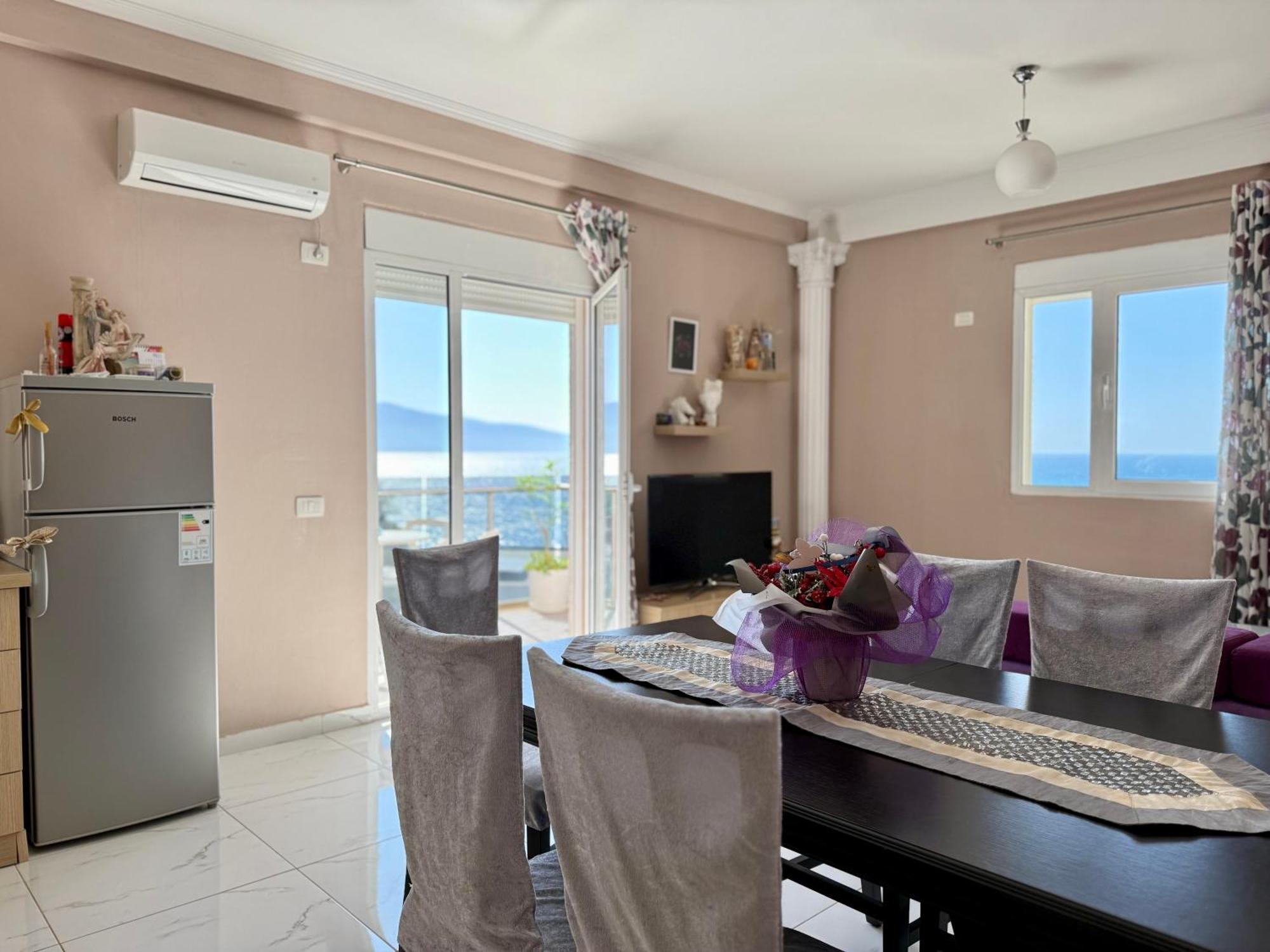 Spectacular Seaview Apartment Вльора Екстер'єр фото